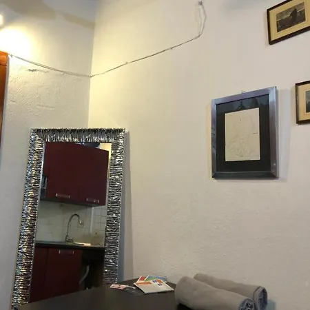 Nicolaiano Howme * בארי